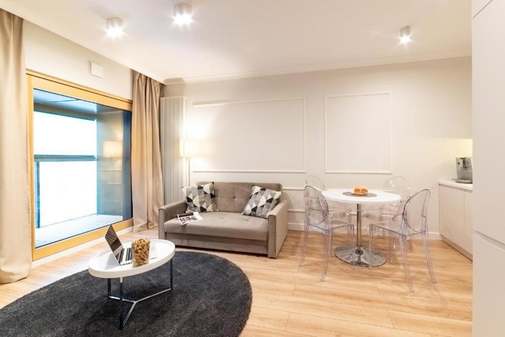 Mennica Residence Luxury Location Warszawa Eksteriør bilde